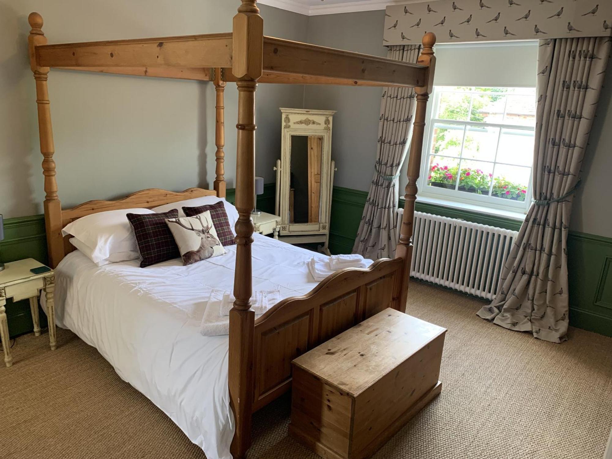 The Star And Garter Bed & Breakfast Ийст Дийн Екстериор снимка
